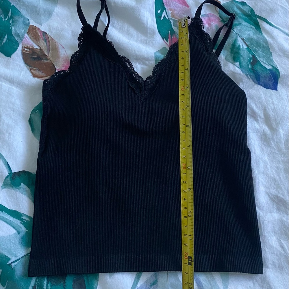 Black Lace-Trim Cami Tank Top - Picture 3 of 6